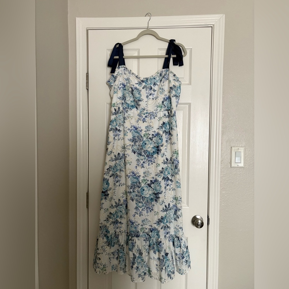 Sugarlips Blue Floral Dress